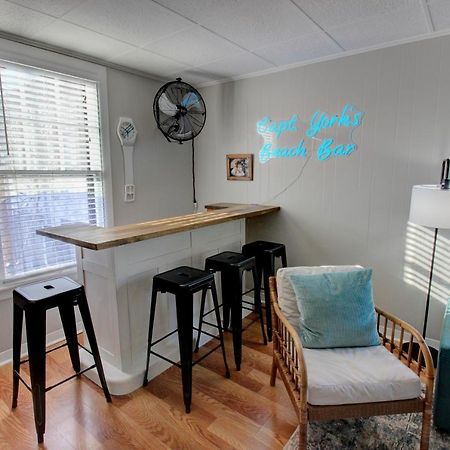 Heart Of Galveston Stylish Apt Near Attractions Exterior photo