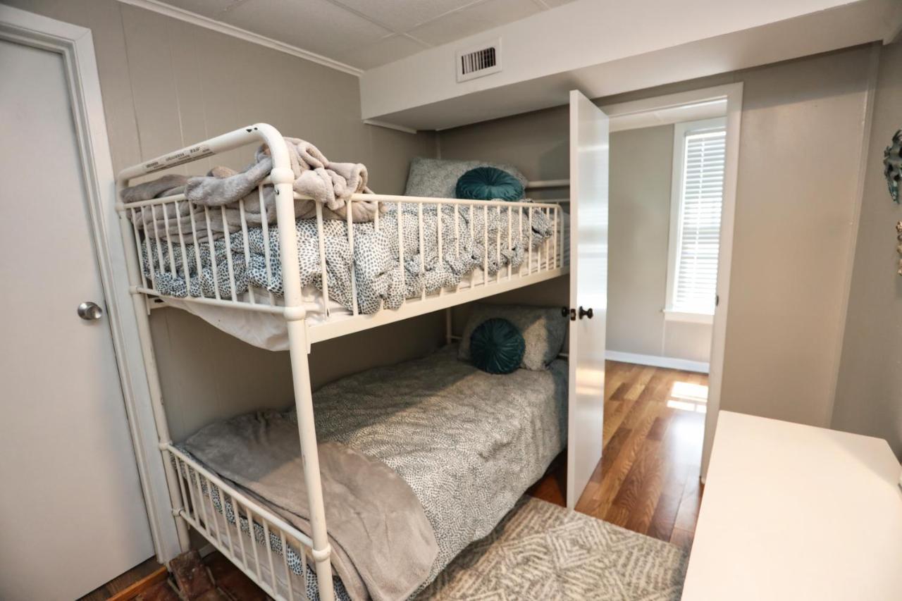 Heart Of Galveston Stylish Apt Near Attractions Exterior photo