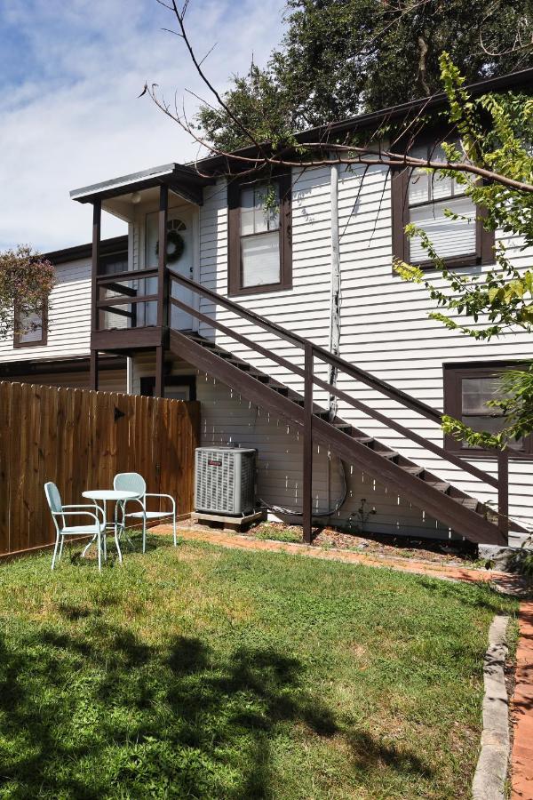 Heart Of Galveston Stylish Apt Near Attractions Exterior photo