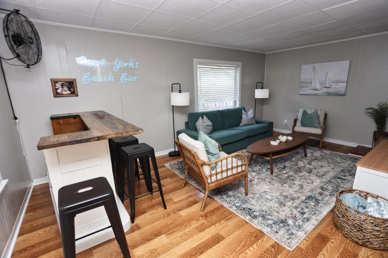 Heart Of Galveston Stylish Apt Near Attractions Exterior photo